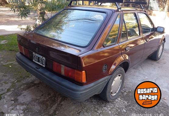 Autos - Ford Escort LX 1994 Nafta 140000Km - En Venta