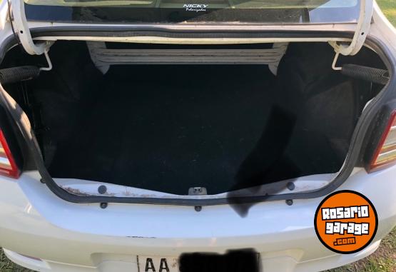 Autos - Renault Logan 2017 Nafta 165000Km - En Venta