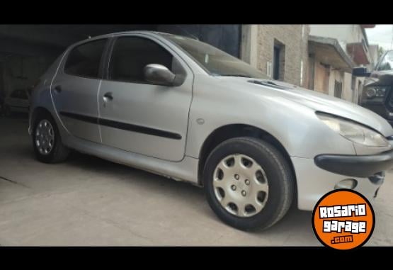 Autos - Peugeot 206 2005 Diesel 200000Km - En Venta