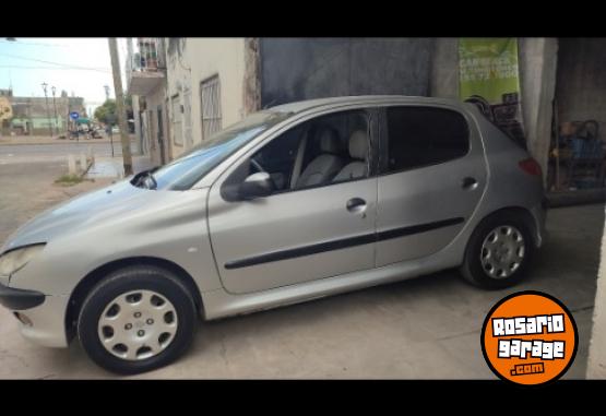 Autos - Peugeot 206 2005 Diesel 200000Km - En Venta