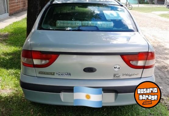 Autos - Renault Megane II 1.6 Confort 2009 Nafta 185400Km - En Venta