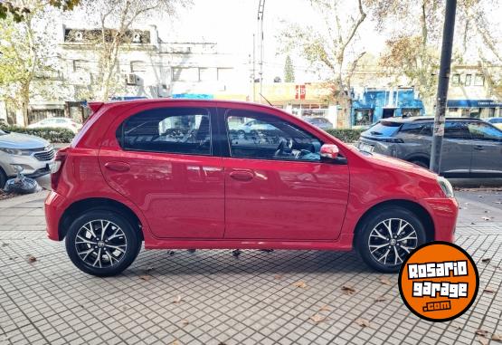 Autos - Toyota Etios xls 2019 Nafta 45000Km - En Venta