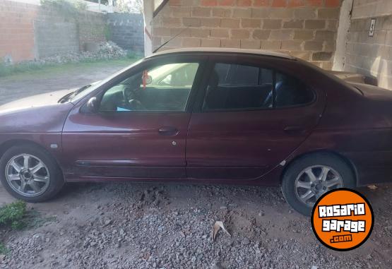 Autos - Renault Megane 2007 GNC 325000Km - En Venta