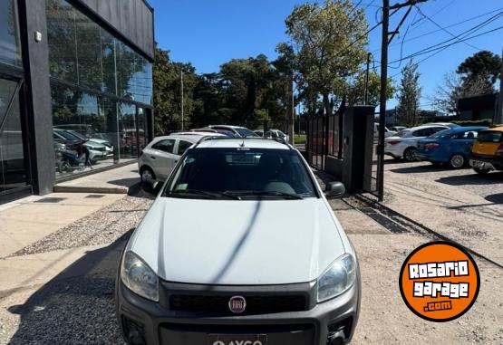 Autos - Fiat STRADA 1.4 WORKING C/GNC 2016 GNC - En Venta