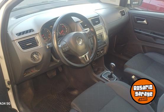 Autos - Volkswagen Suran 2014 Nafta 136000Km - En Venta