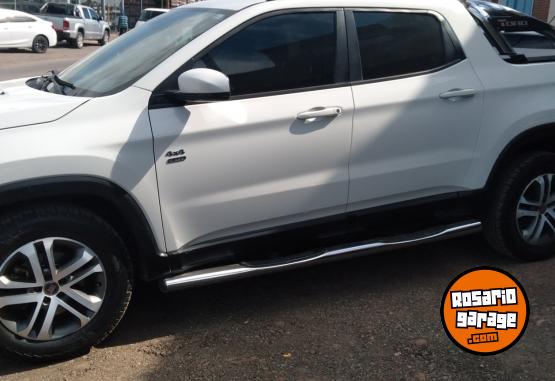 Camionetas - Fiat Toro freedon 4x4 2017 Diesel 117000Km - En Venta