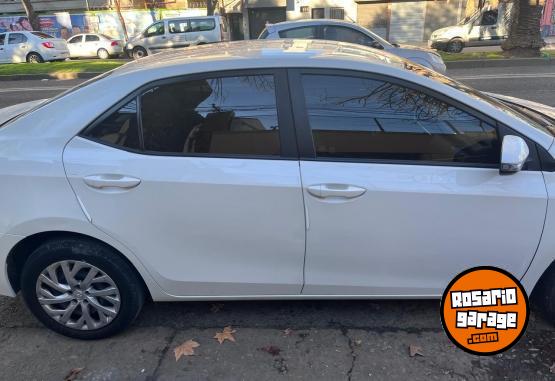 Autos - Toyota Corolla XLI 1.8 CVT 2019 Nafta 44000Km - En Venta
