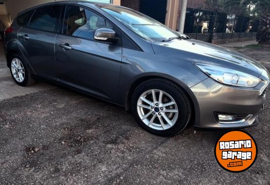 Autos - Ford Focus se 2.0 2017 Nafta 130000Km - En Venta