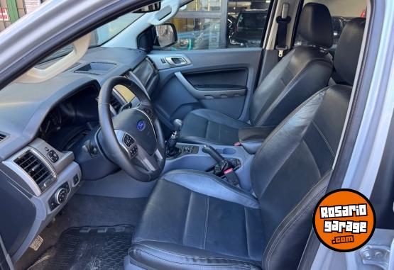 Camionetas - Ford Ranger 3.2 limited 2017 Diesel 156000Km - En Venta