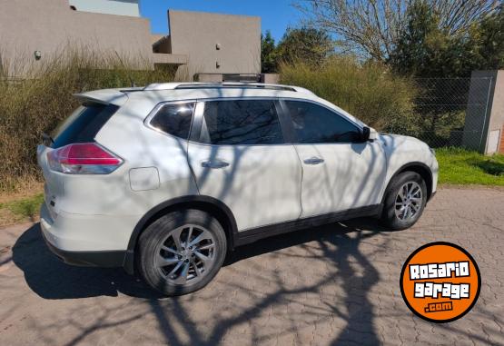 Camionetas - Nissan X trail 2018 Nafta 102000Km - En Venta