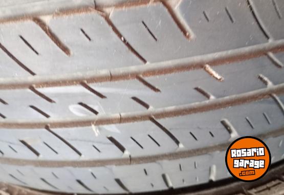Accesorios para Autos - Líquido cubiertas muy bien estado !!! 215 60 17 - En Venta
