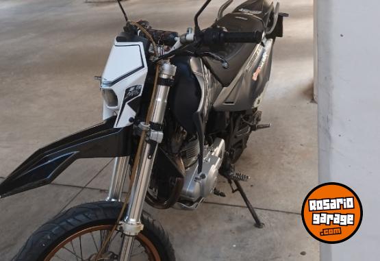 Motos - Beta Motard 250 2016 Nafta 35000Km - En Venta