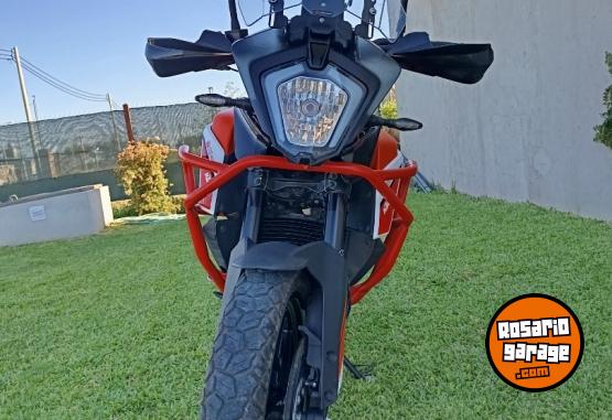 Motos - Ktm 250 adventure 2022 Nafta 9000Km - En Venta