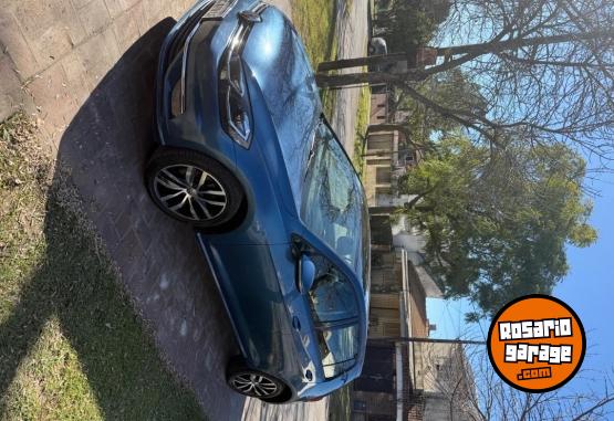 Autos - Volkswagen Golf 2018 Nafta 110000Km - En Venta