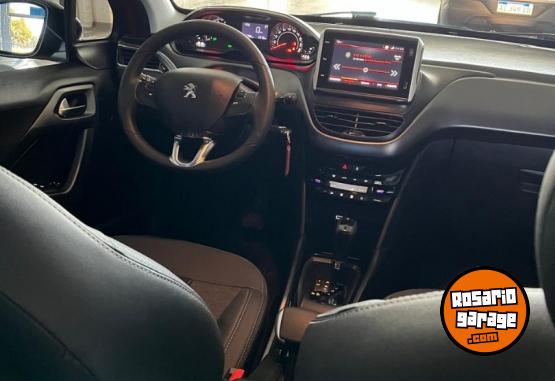 Autos - Peugeot 2008 SPORT 1.6 TIPTRONIC 2022 Nafta 31796Km - En Venta