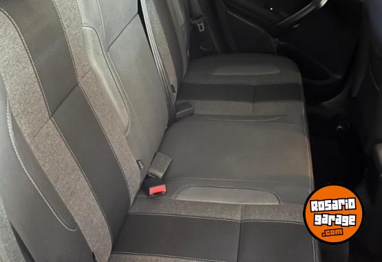 Autos - Peugeot 2008 SPORT 1.6 TIPTRONIC 2022 Nafta 31796Km - En Venta