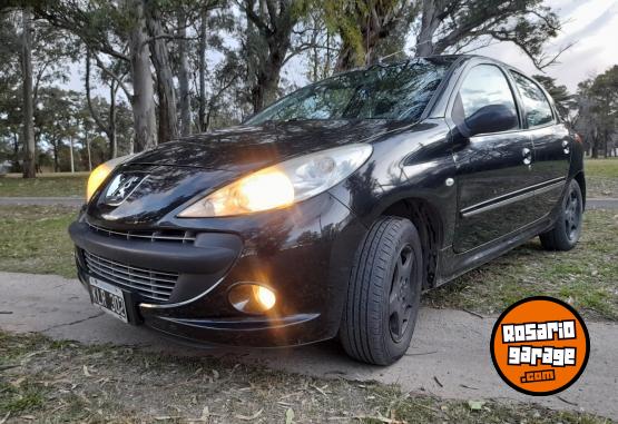 Autos - Peugeot 207 2011 GNC 200000Km - En Venta