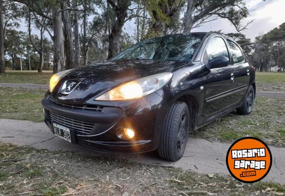 Autos - Peugeot 207 2011 GNC 200000Km - En Venta