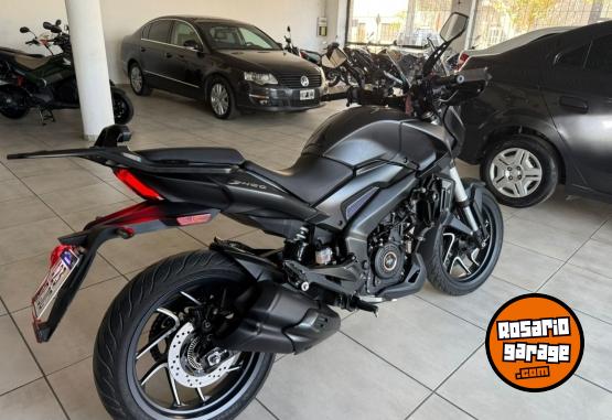 Motos - Bajaj Dominar D400 2025 Nafta 5600Km - En Venta