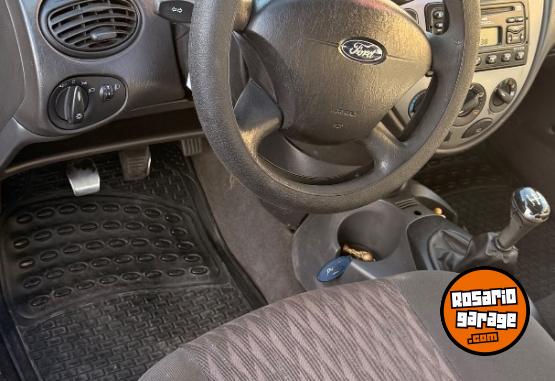 Autos - Ford Focus 2005 GNC 201000Km - En Venta