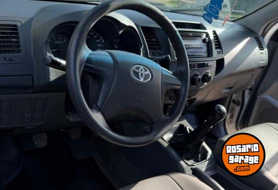Camionetas - Toyota Hilux 2014 Diesel 360000Km - En Venta