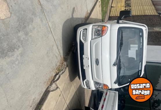 Camiones y Grúas - Vendo permuto - En Venta