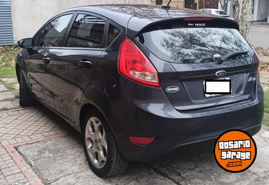 Autos - Ford Fiesta Kinetic Design Tit 2013 Nafta 118000Km - En Venta