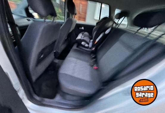 Autos - Volkswagen SURAN 2014 CONFORTLINE 2014 Nafta 105000Km - En Venta