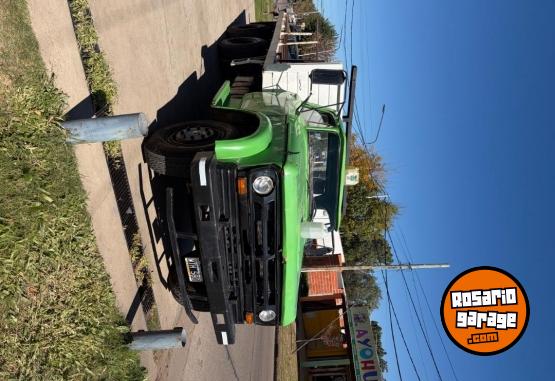 Camiones y Gr�as - CAMI�N DODGE - En Venta
