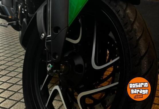 Motos - Bajaj Dominar 400 2024 Nafta 4700Km - En Venta