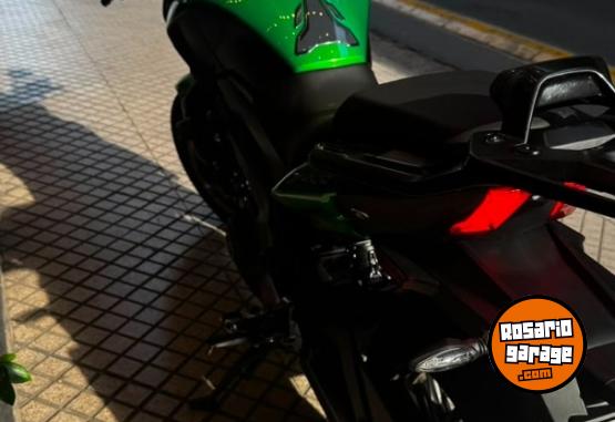 Motos - Bajaj Dominar 400 2024 Nafta 4700Km - En Venta