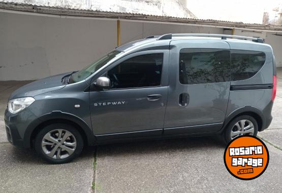 Utilitarios - Renault Kangoo II Stepway 1.6 SCE 2021 Nafta 55000Km - En Venta