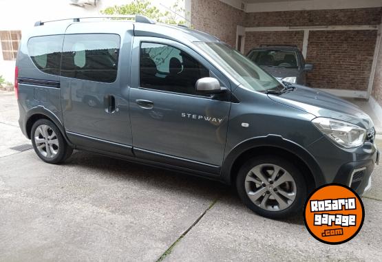 Utilitarios - Renault Kangoo II Stepway 1.6 SCE 2021 Nafta 55000Km - En Venta