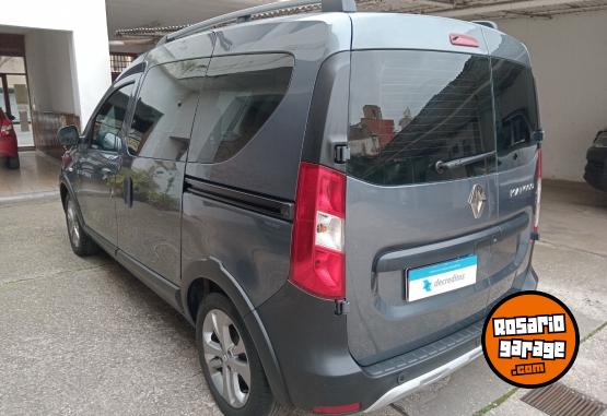 Utilitarios - Renault Kangoo II Stepway 1.6 SCE 2021 Nafta 55000Km - En Venta