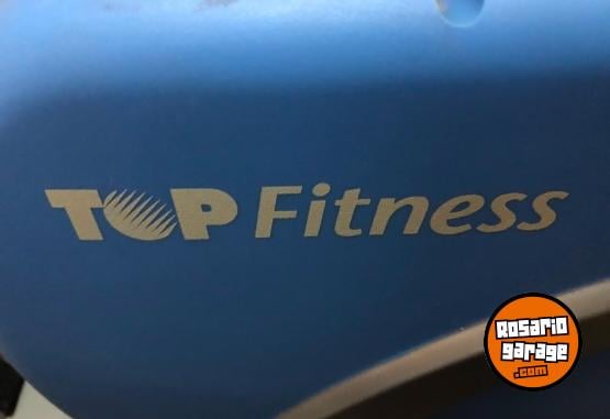 Deportes - Caminador el�ptico, marca "TOP FITNESS", buen estado, ($190.000-), contacto 341 3286552. - En Venta