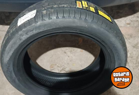 Accesorios para Autos - Vendo dos cubiertas pirelli - En Venta