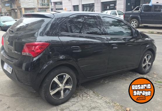 Autos - Chevrolet Onix 2017 Nafta 80000Km - En Venta
