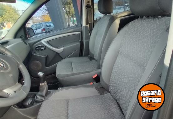 Autos - Renault Duster 2011 Nafta 135000Km - En Venta