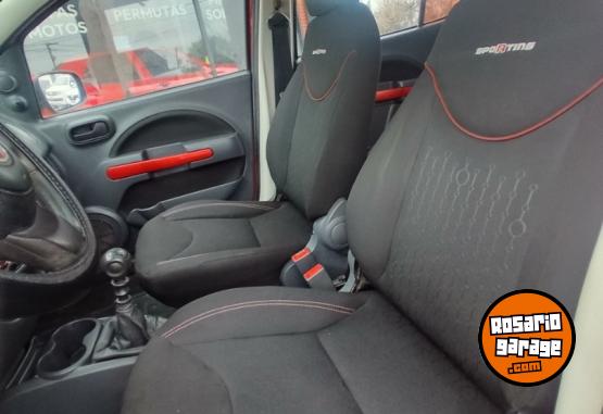 Autos - Fiat Uno Sporting 2012 Nafta 118000Km - En Venta