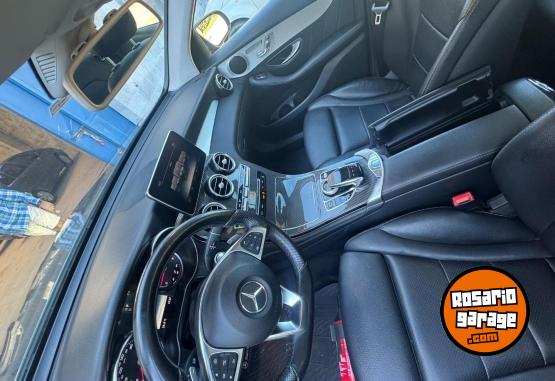 Camionetas - Mercedes Benz glc 300 4matic 4x4 2016 Nafta 200000Km - En Venta