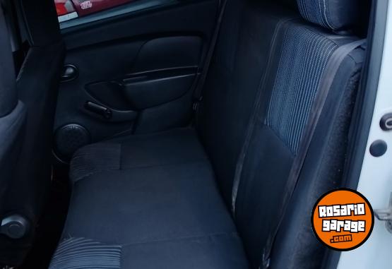 Autos - Renault Sandero 2016 Nafta 121000Km - En Venta