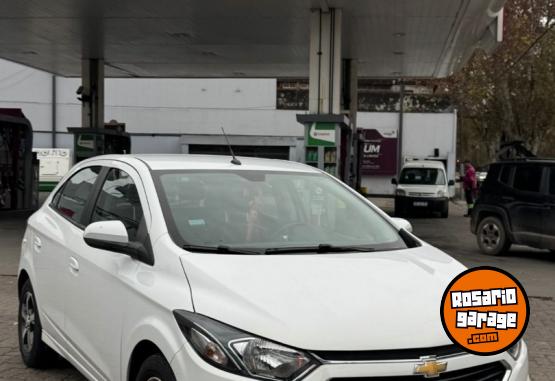 Autos - Chevrolet ONIX LTZ 2019 Nafta 61000Km - En Venta