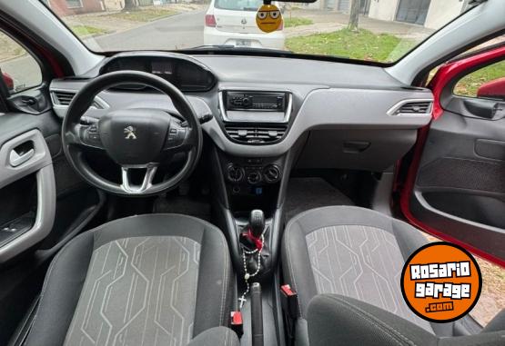 Autos - Peugeot 208 2017 Nafta 94000Km - En Venta