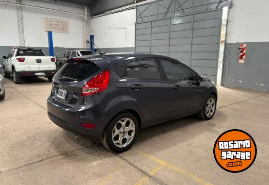 Autos - Ford Fiesta Titanium 1.6 2012 Nafta 140000Km - En Venta
