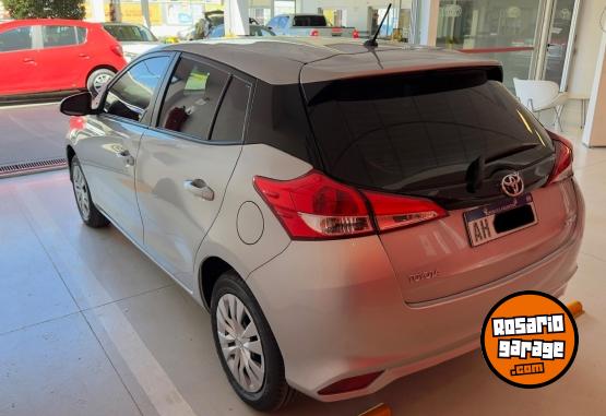Autos - Toyota Yaris 2025 Nafta 14000Km - En Venta