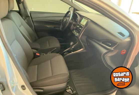 Autos - Toyota Yaris 2025 Nafta 14000Km - En Venta