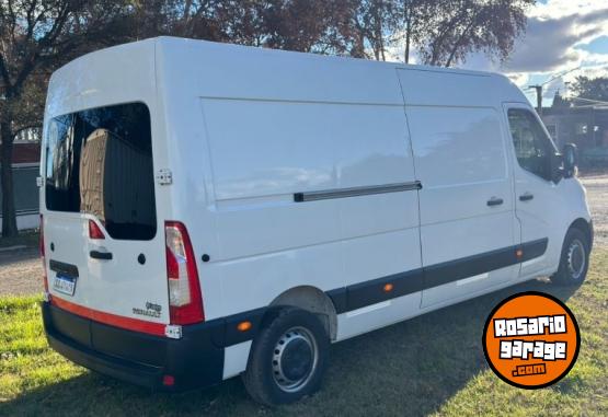 Utilitarios - Renault Master 2016 Diesel 269000Km - En Venta