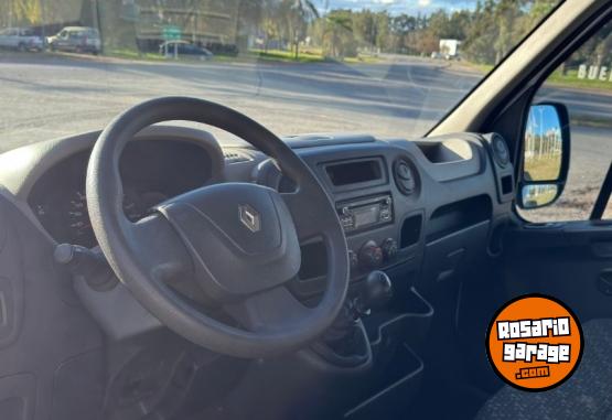 Utilitarios - Renault Master 2016 Diesel 269000Km - En Venta