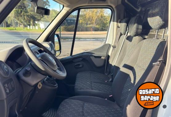 Utilitarios - Renault Master 2016 Diesel 269000Km - En Venta
