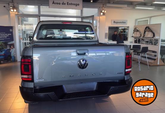 Camionetas - Volkswagen Amarok V6 2025 Diesel 4600Km - En Venta